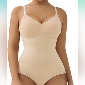 NWT Shaperx Seamless Nude Bodysuit